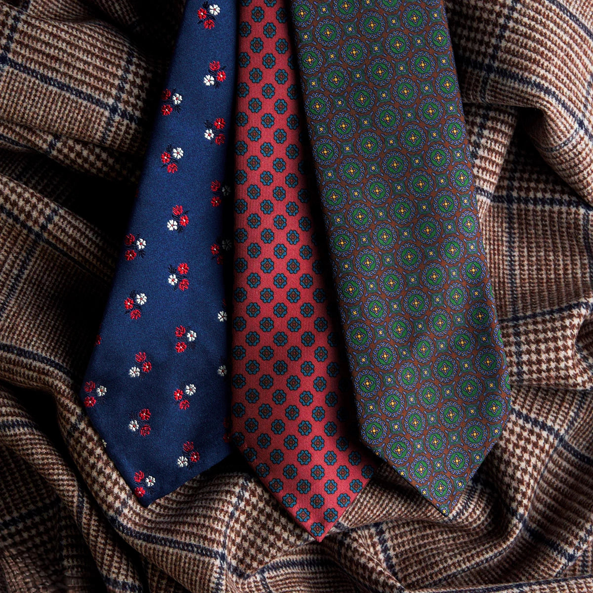 Floral Jacquard Bespoke Silk Tie - Navy / Red