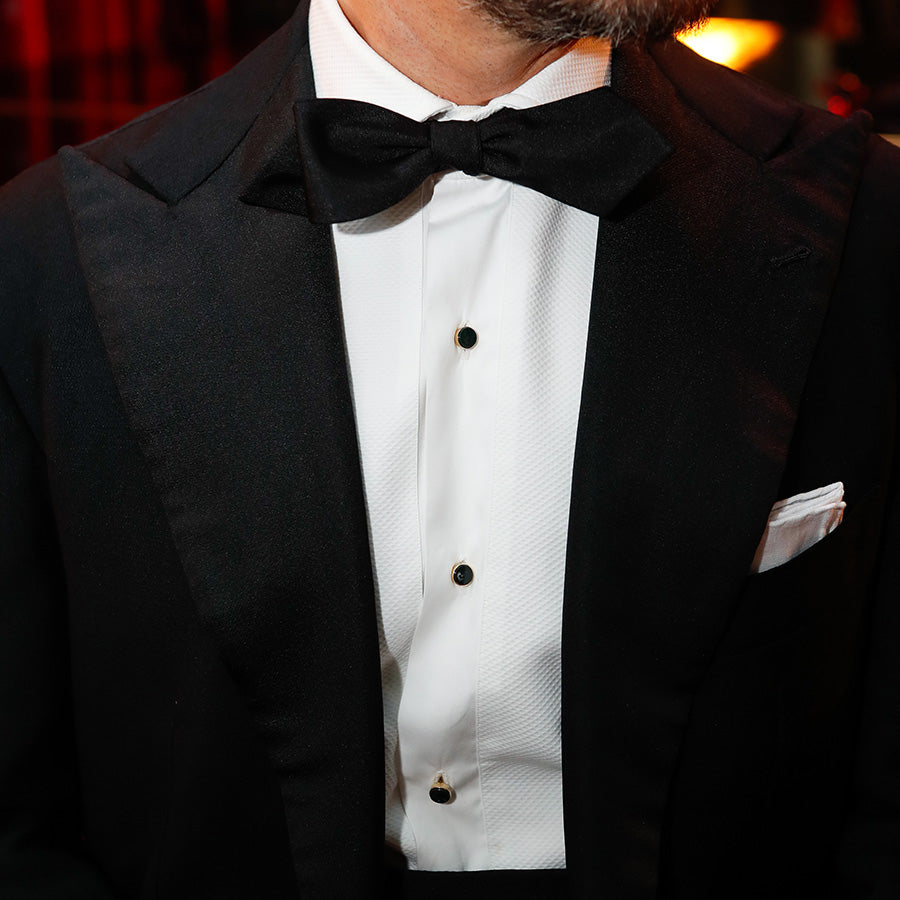 Diamond-Point Barathea Bow Tie - Black - Silk