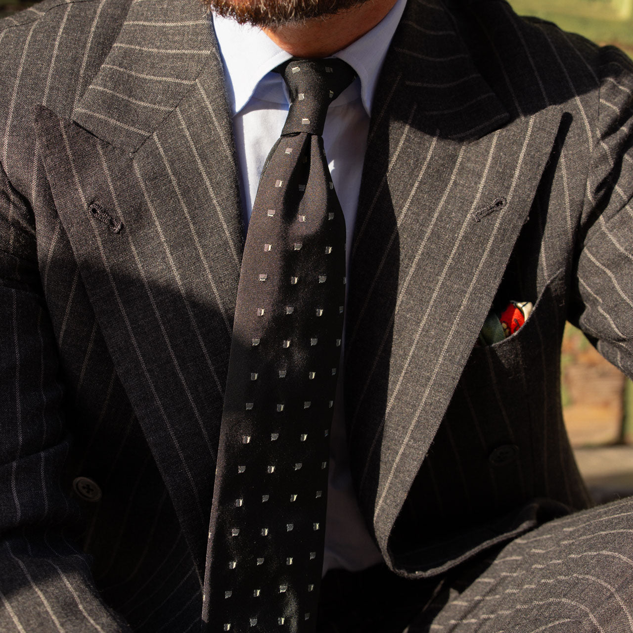 Floral Jacquard Silk Tie - Black - Hand-Rolled