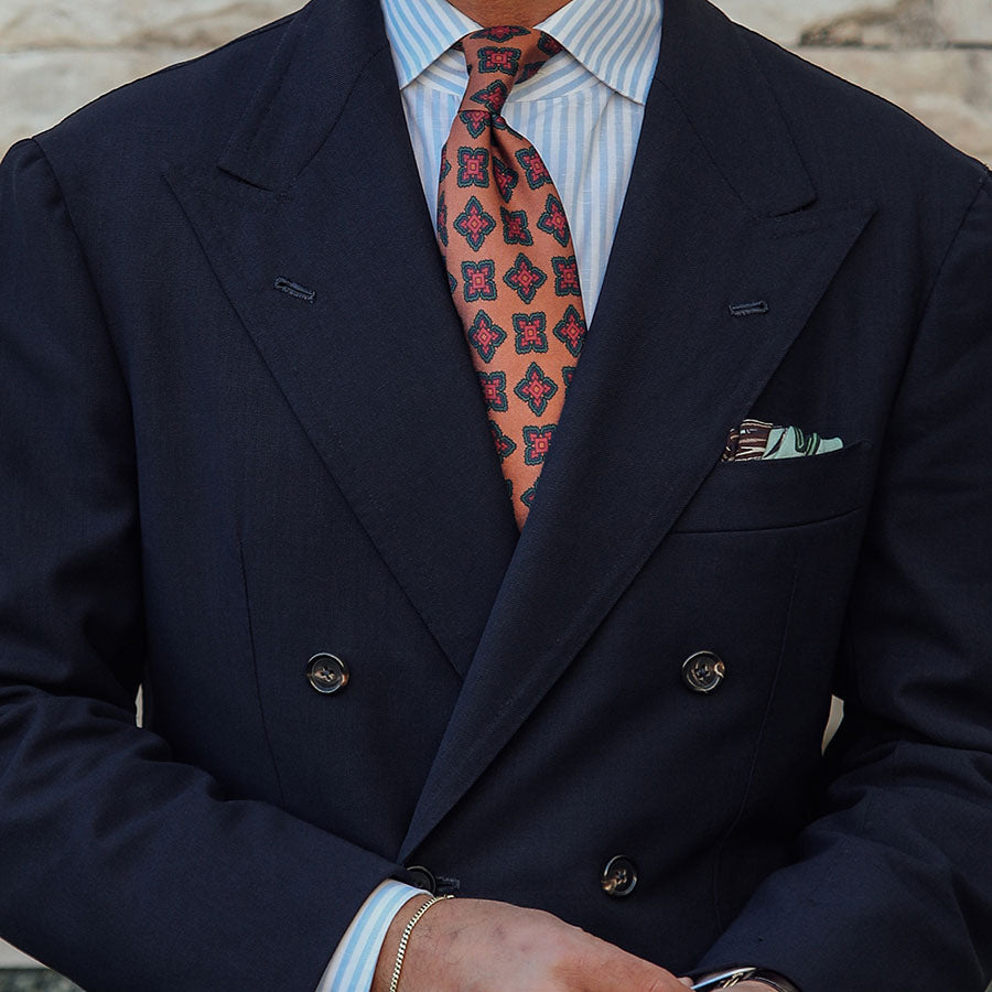 Ancient Madder Silk Tie - Oatmeal - Hand-Rolled