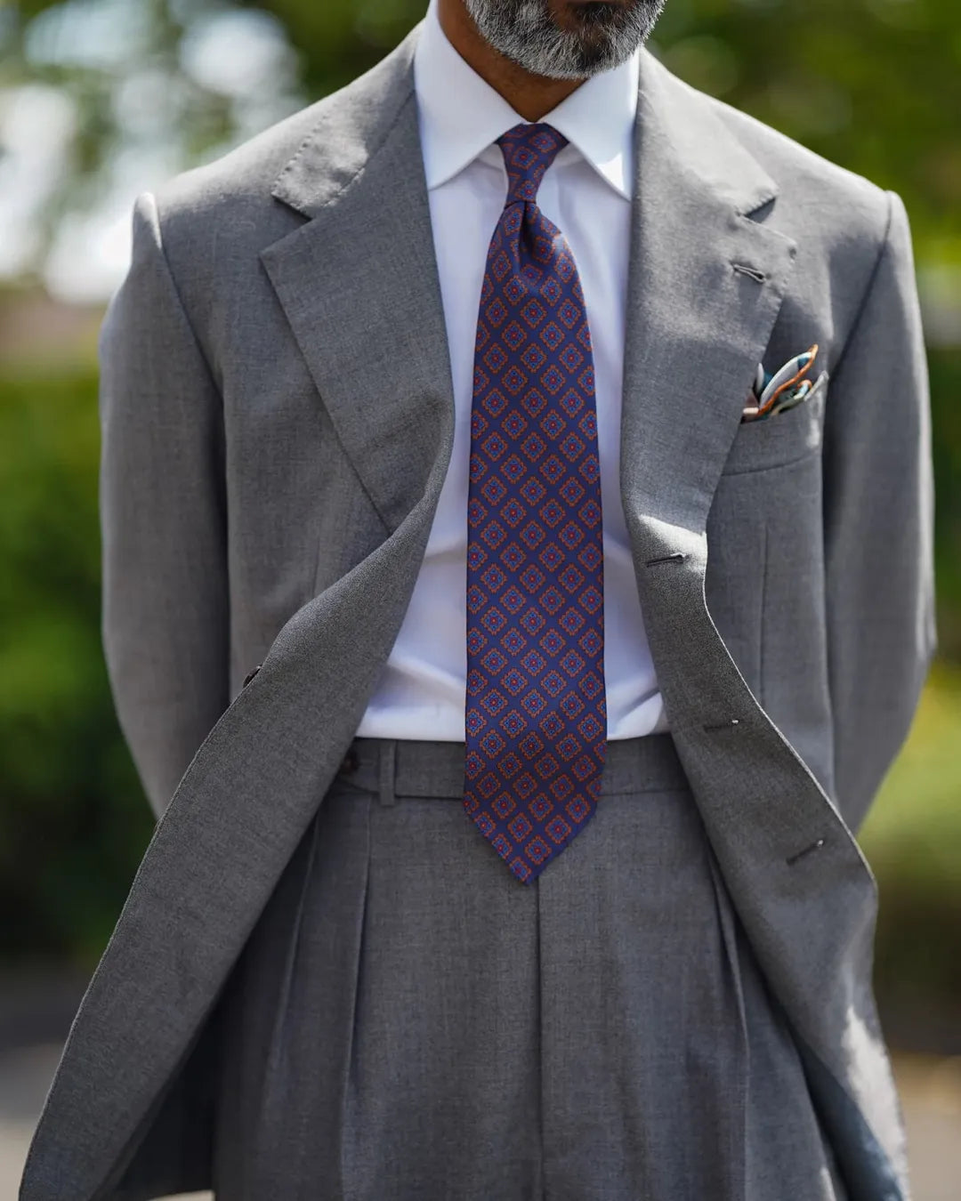 Ancient Madder Silk Tie - Navy - Hand-Rolled