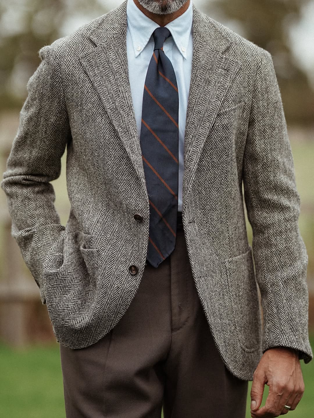 Repp Stripe Silk Tie - Navy / Copper - Hand-Rolled