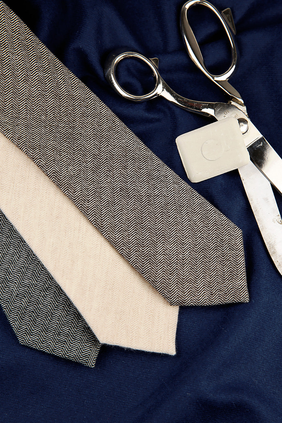 Herringbone Cashmere Bespoke Tie - Black