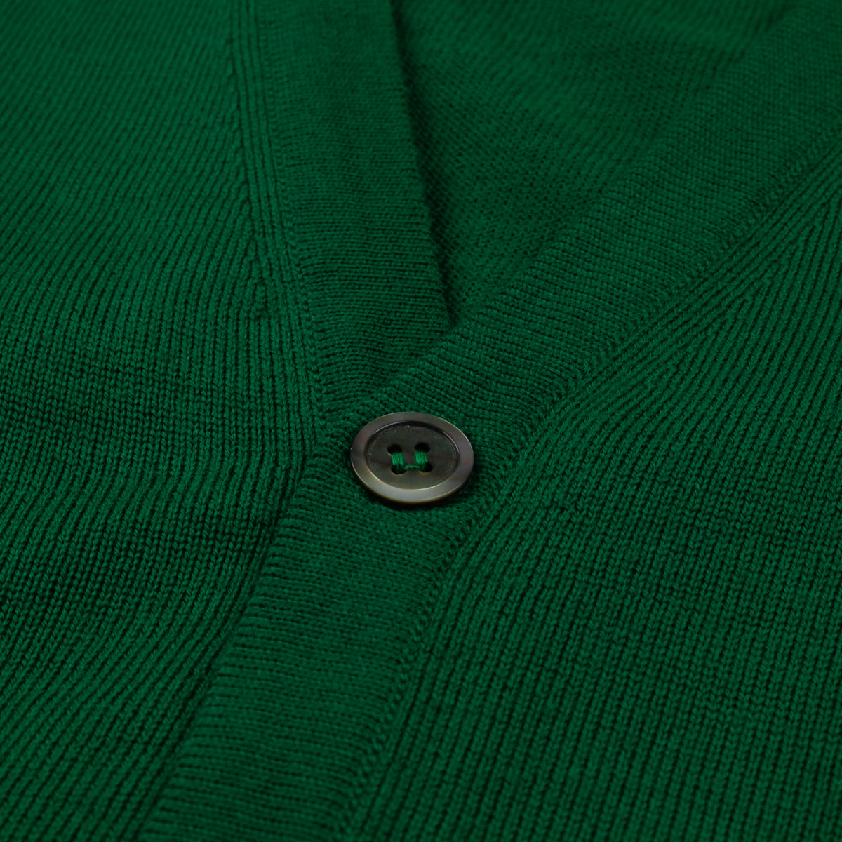 Merino Wool Sleeveless Cardigan - Kelly
