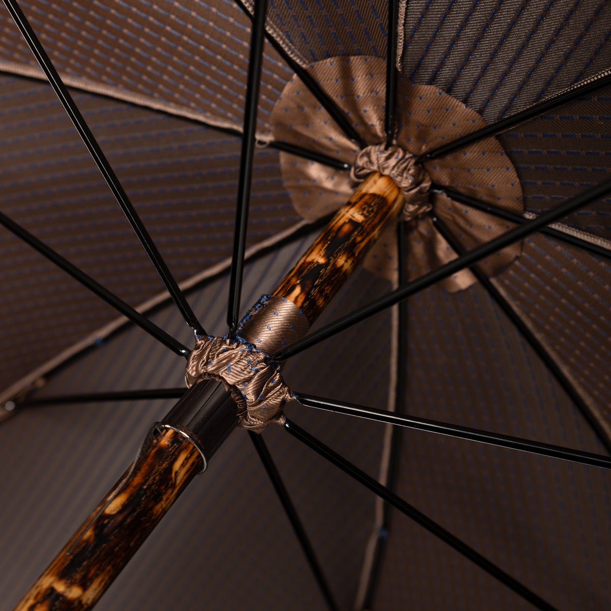 Shibumi x Mario Talarico Umbrella Beige Dots - Dark Hickory
