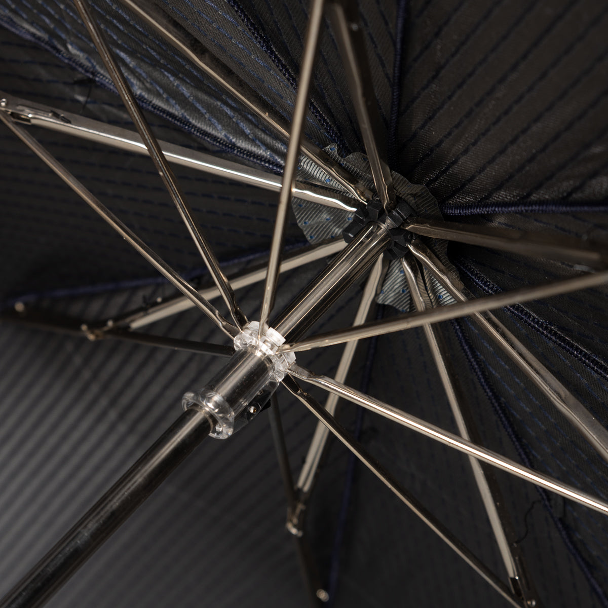 Shibumi x Mario Talarico Travel Umbrella Charcoal Dots - Hickory