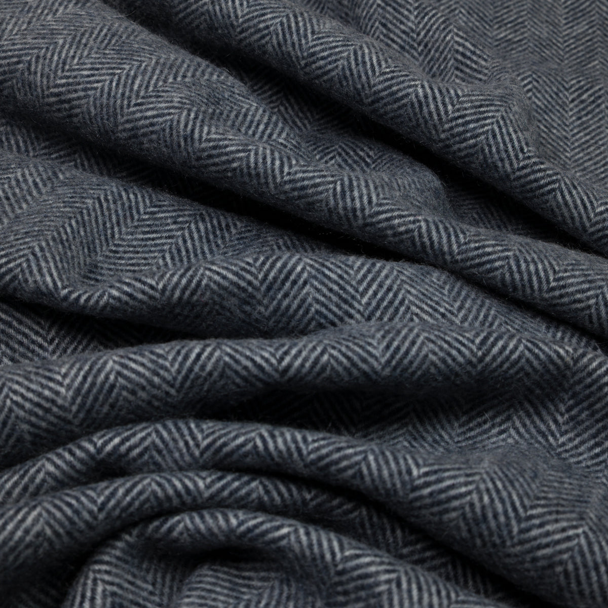 Cashmere Herringbone Scarf - Navy