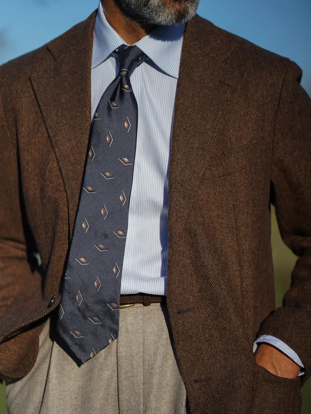 Geometrical Jacquard Silk Tie - Navy - Hand-Rolled