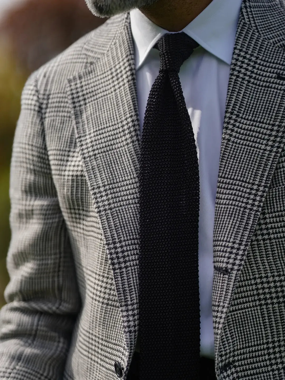 V-Point Knit Tie - Black - Silk