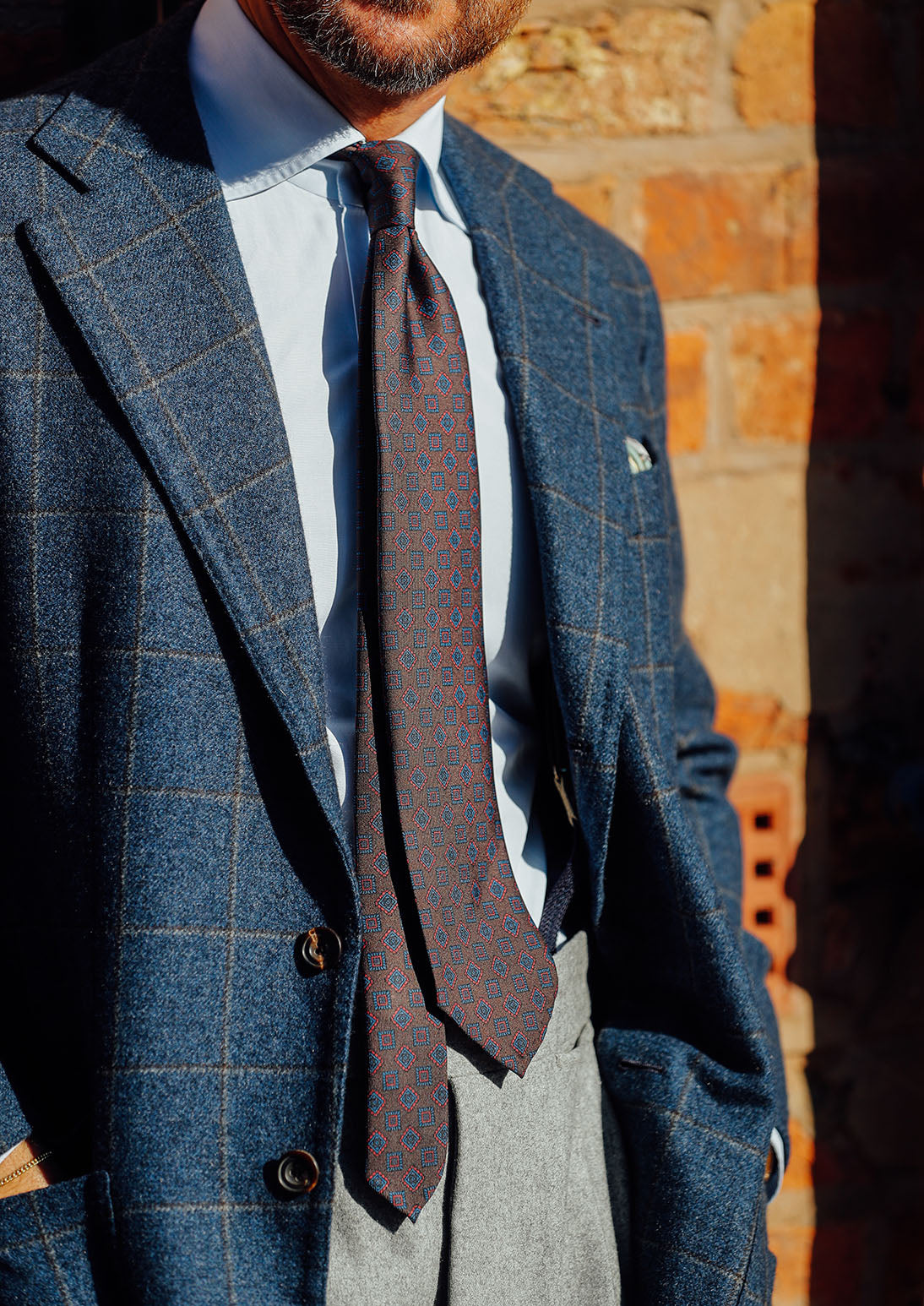 Ancient Madder Silk Tie - Brown - Hand-Rolled