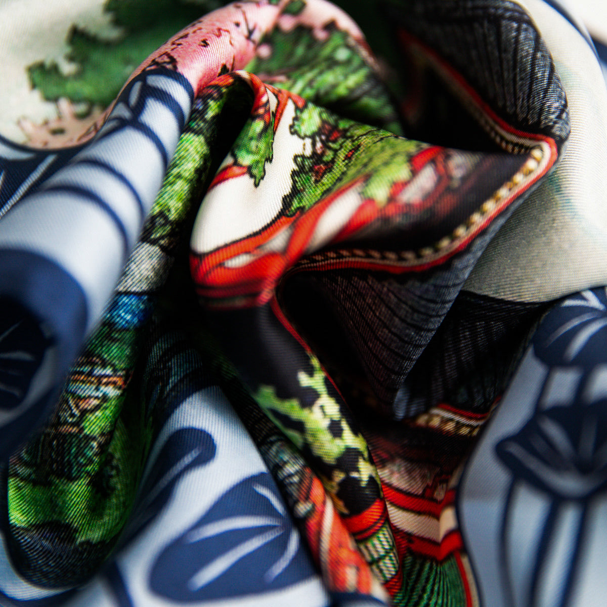 Ukiyo-e Silk Pocket Square - Denpoin - 40x40cm