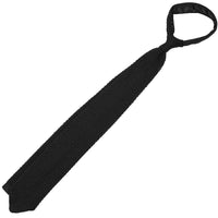 V-Point Knit Tie - Black - Silk